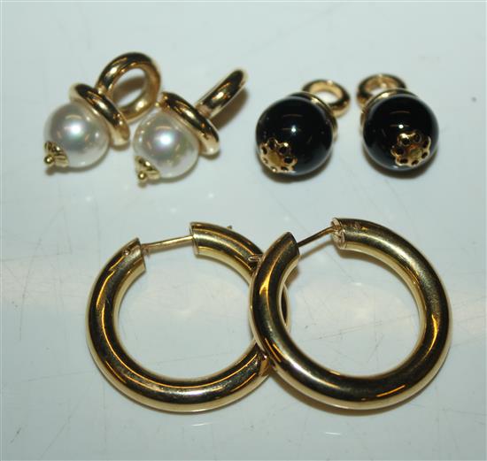 2 pairs of earring drops and hoops